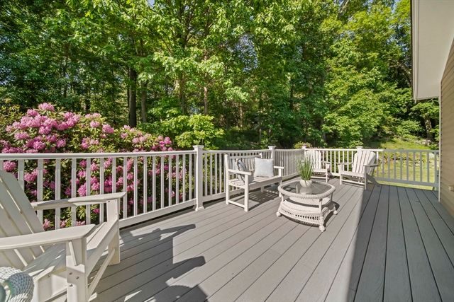 33 Cedar Acres Ln, Cohasset, MA 02025