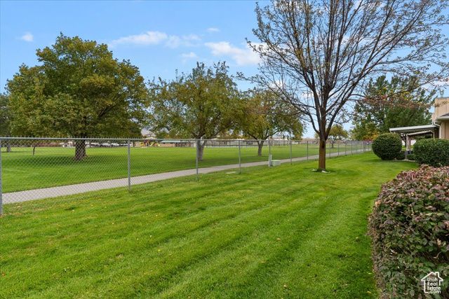 5522 S 600 E, Washington Terrace, UT 84405