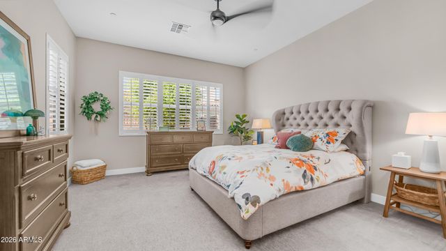14036 W DESERT FLOWER Drive, Goodyear, AZ 85395