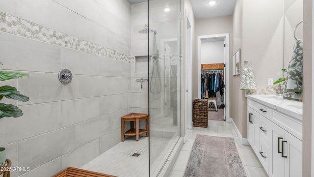 14036 W DESERT FLOWER Drive, Goodyear, AZ 85395