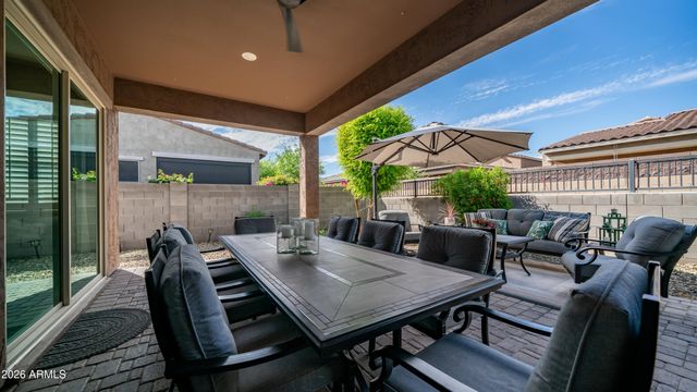 14036 W DESERT FLOWER Drive, Goodyear, AZ 85395