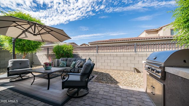 14036 W DESERT FLOWER Drive, Goodyear, AZ 85395