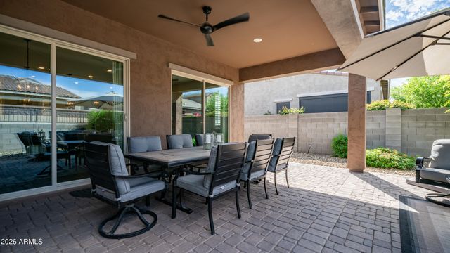 14036 W DESERT FLOWER Drive, Goodyear, AZ 85395