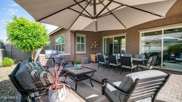 14036 W DESERT FLOWER Drive, Goodyear, AZ 85395