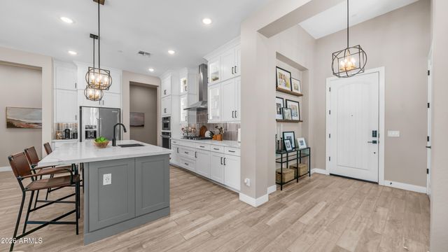 14036 W DESERT FLOWER Drive, Goodyear, AZ 85395
