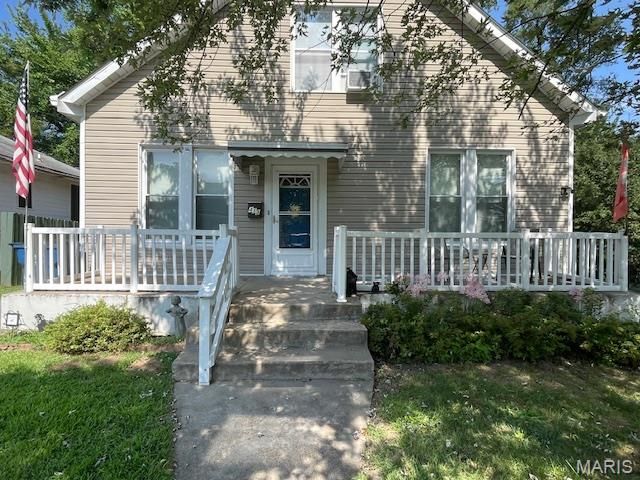 413 E Wickliffe Avenue, Collinsville, IL 62234