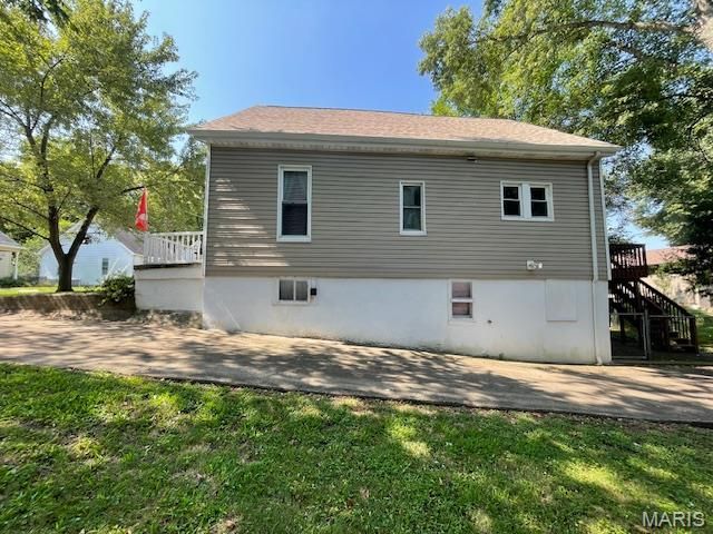 413 E Wickliffe Avenue, Collinsville, IL 62234