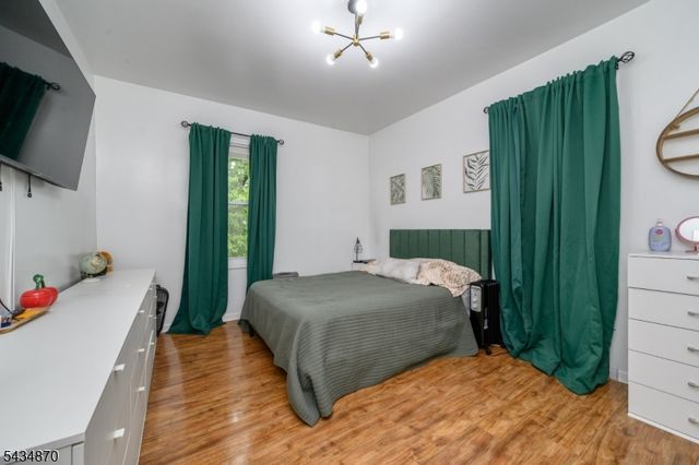 829 S 13Th St, Newark City, NJ 07108