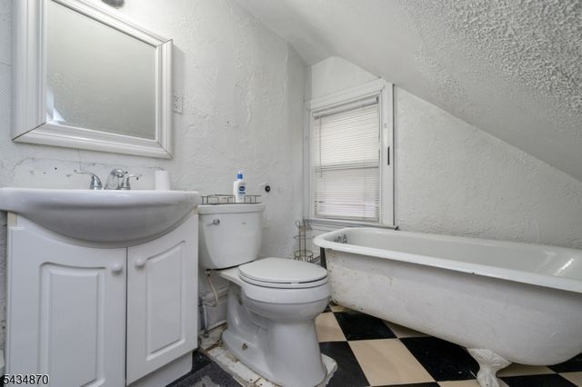 829 S 13Th St, Newark City, NJ 07108