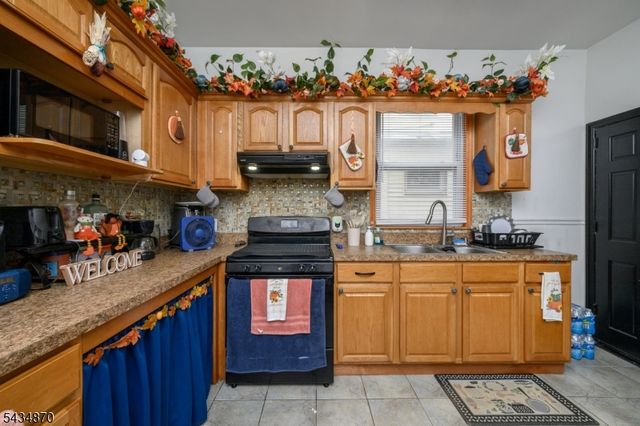 829 S 13Th St, Newark City, NJ 07108