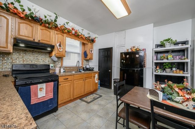 829 S 13Th St, Newark City, NJ 07108