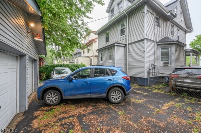 829 S 13Th St, Newark City, NJ 07108
