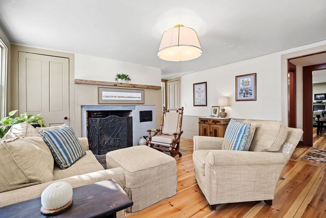 228 Main Street, Groton, MA 01450