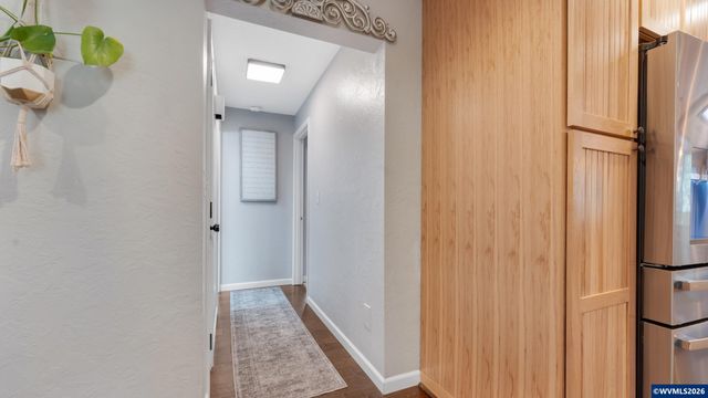 7925 Zion Ct SE, Turner, OR 97392