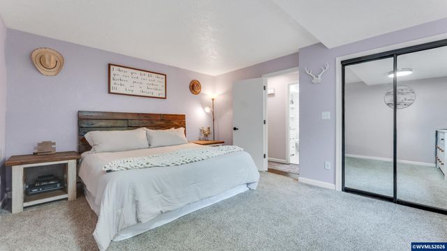 7925 Zion Ct SE, Turner, OR 97392