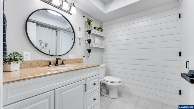 7925 Zion Ct SE, Turner, OR 97392