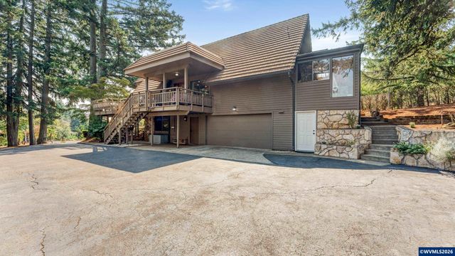 7925 Zion Ct SE, Turner, OR 97392