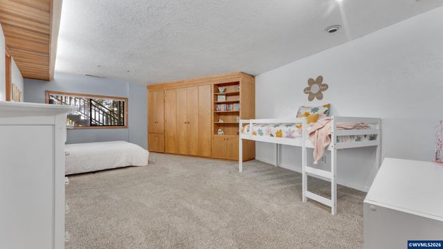 7925 Zion Ct SE, Turner, OR 97392
