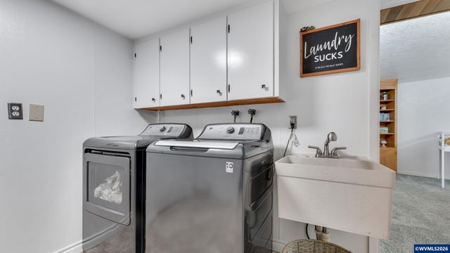 7925 Zion Ct SE, Turner, OR 97392