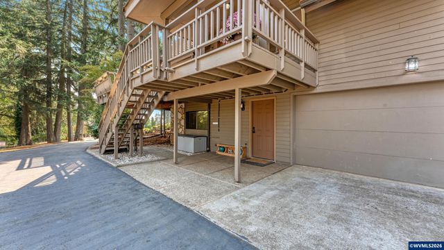 7925 Zion Ct SE, Turner, OR 97392