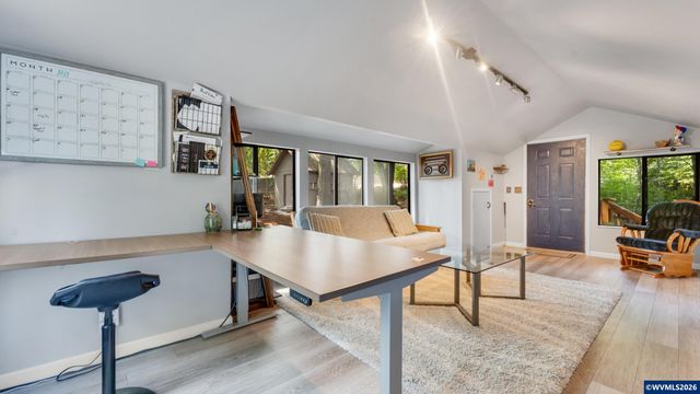 7925 Zion Ct SE, Turner, OR 97392