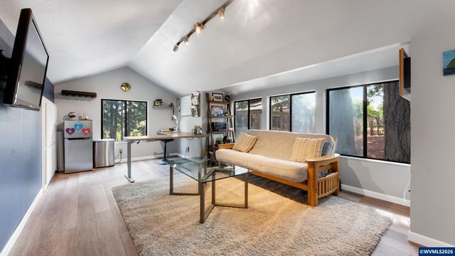 7925 Zion Ct SE, Turner, OR 97392