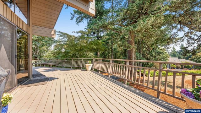 7925 Zion Ct SE, Turner, OR 97392