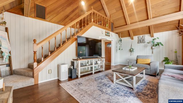 7925 Zion Ct SE, Turner, OR 97392