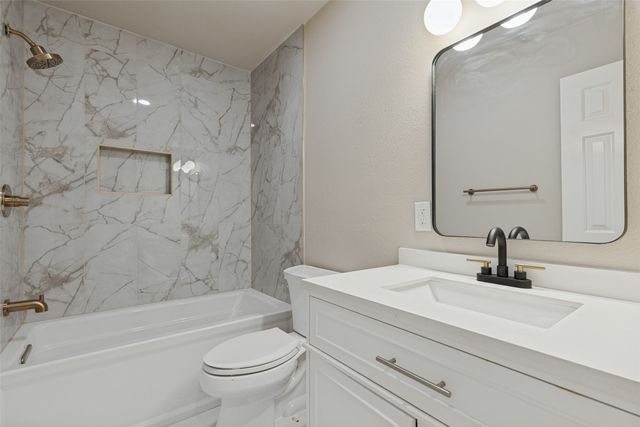 1239 Lonsdale Avenue, Dallas, TX 75217