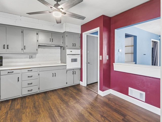 3434 Saint Clair STREET, Racine, WI 53402