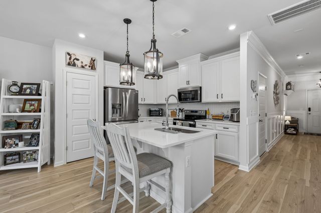 110 Brighton Ln, Lebanon, TN 37090
