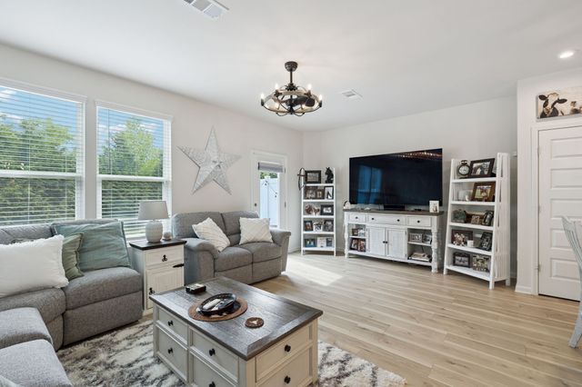 110 Brighton Ln, Lebanon, TN 37090