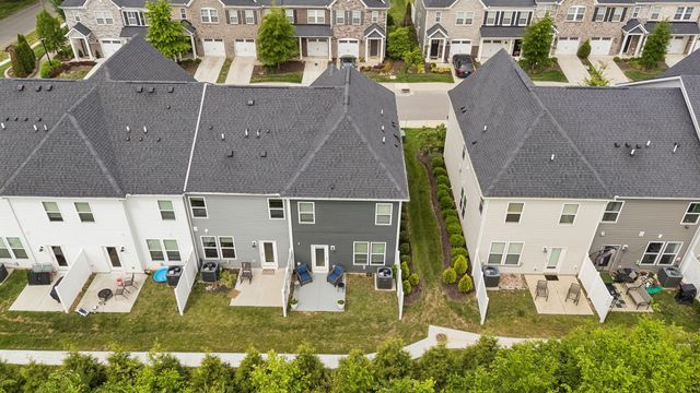 110 Brighton Ln, Lebanon, TN 37090