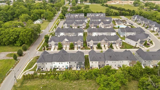 110 Brighton Ln, Lebanon, TN 37090