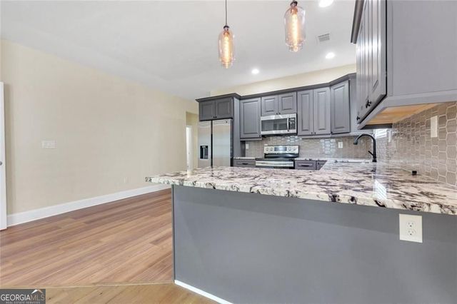 998 Mayson Turner Road NW, Atlanta, GA 30314