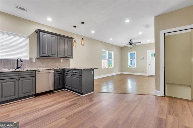 998 Mayson Turner Road NW, Atlanta, GA 30314