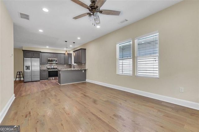 998 Mayson Turner Road NW, Atlanta, GA 30314