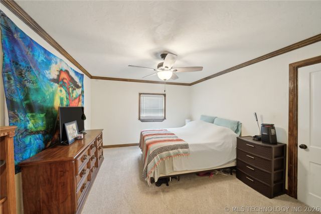 200 E Young Street, Morris, OK 74445