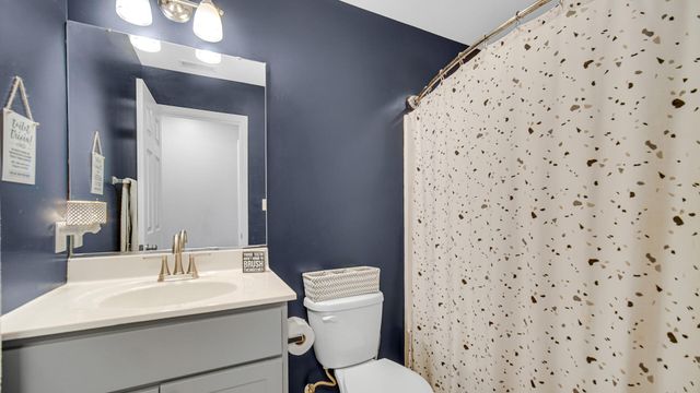 2521 Ashley Avenue, Schererville, IN 46375
