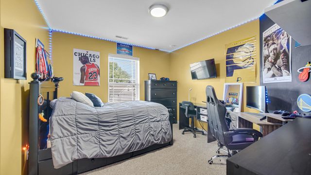 2521 Ashley Avenue, Schererville, IN 46375