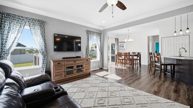 2521 Ashley Avenue, Schererville, IN 46375
