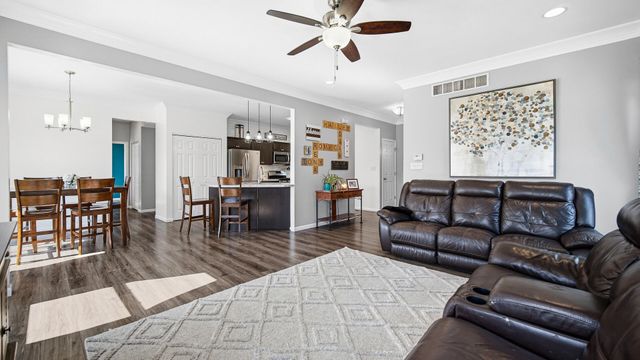 2521 Ashley Avenue, Schererville, IN 46375