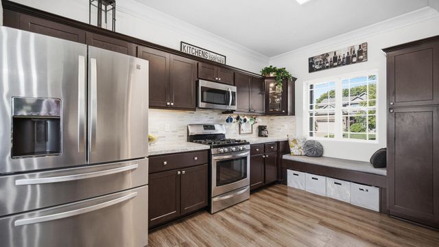 2521 Ashley Avenue, Schererville, IN 46375