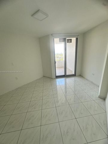 5555 Collins Ave 8Z, Miami Beach, FL 33140