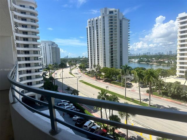 5555 Collins Ave 8Z, Miami Beach, FL 33140