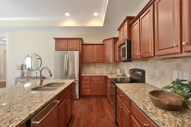 5016 Foxtail Drive, 37, Hilliard, OH 43026