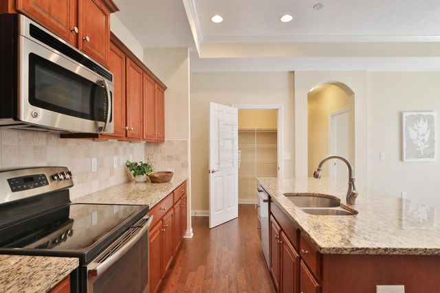 5016 Foxtail Drive, 37, Hilliard, OH 43026