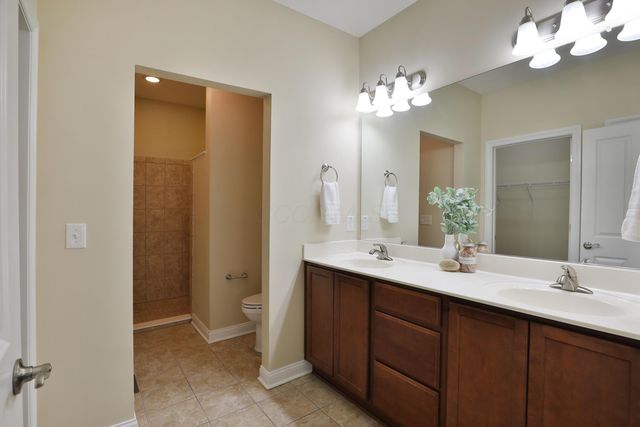 5016 Foxtail Drive, 37, Hilliard, OH 43026