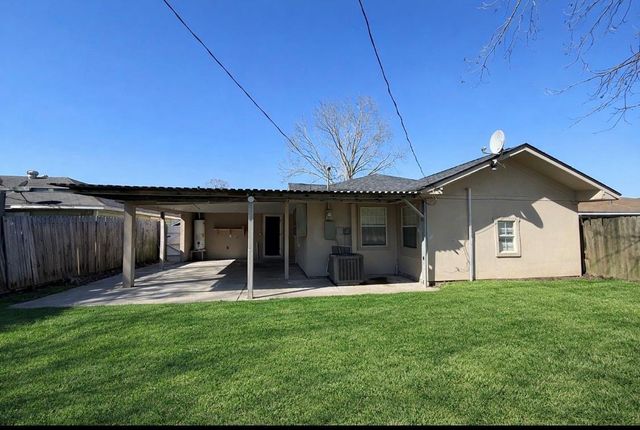 2418 Huntington Drive, Pasadena, TX 77506