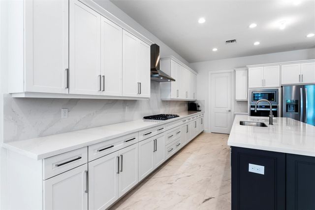 9224 Crestview Cir, Palm Beach Gardens, FL 33412